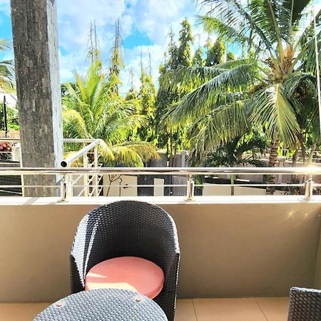 Number 7, 2Nd Floor, Pebble Bay Apartments With Garden View Grand Baie Exterior foto